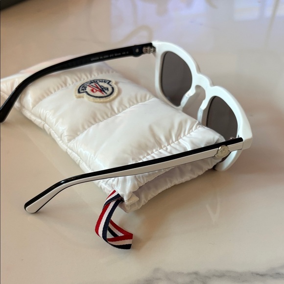 White Sunglasses with Case - Picture 6 of 7